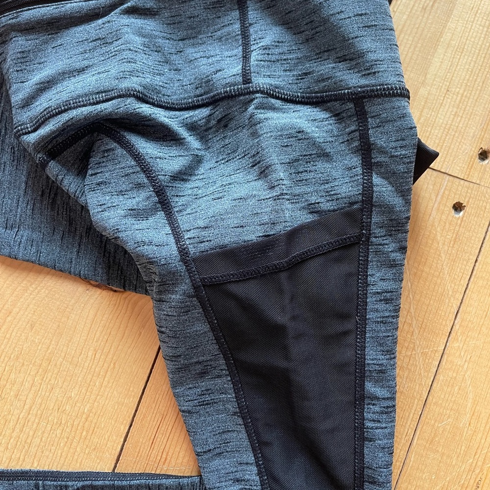 Mesh panel legging - Picture 6 of 9